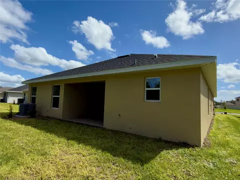 Exterior - 7702 Bent Tree Loop, Saint Cloud, FL 34773 photo 3 of 4
