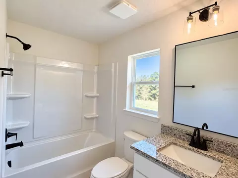 Bath - 7702 Bent Tree Loop, Saint Cloud, FL 34773 photo 3 of 3