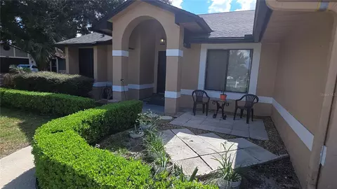 Exterior - 7514 Herricks Loop, Orlando, FL 32835 photo 7 of 7