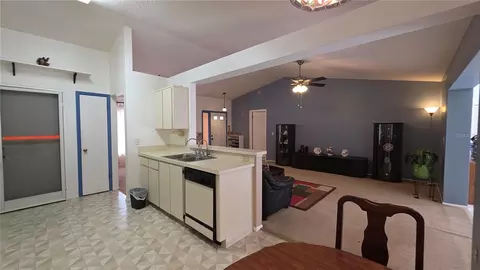 Kitchen - 7514 Herricks Loop, Orlando, FL 32835 photo 1 of 1