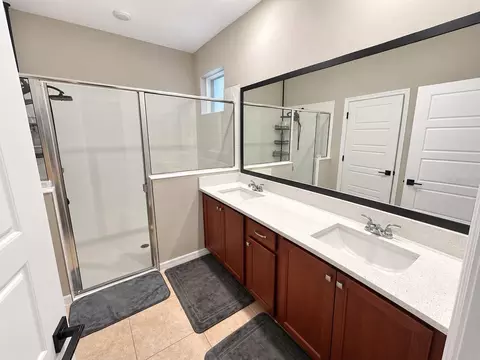 Bath - 5877 SW 77th Ct, Ocala, FL 34474 photo 2 of 3