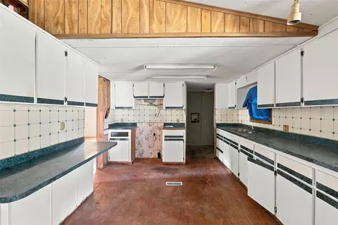 Kitchen - 8946 SW 33rd Ct, Ocala, FL 34476 photo 1 of 1