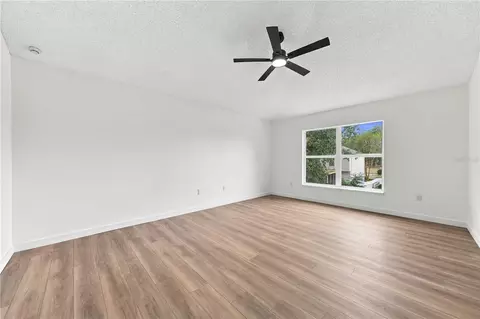 Living - 980 Mayfair St, Eustis, FL 32726 photo 11 of 11