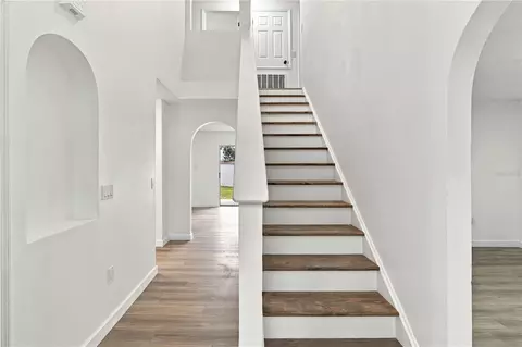 Entry Way - 980 Mayfair St, Eustis, FL 32726 photo 10 of 10