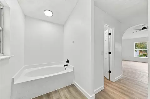 Entry Way - 980 Mayfair St, Eustis, FL 32726 photo 7 of 10