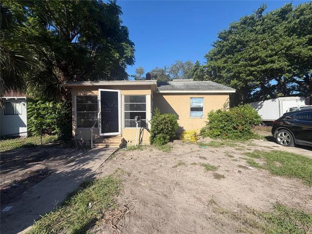 2221 Union St S, Saint Petersburg, FL 33712