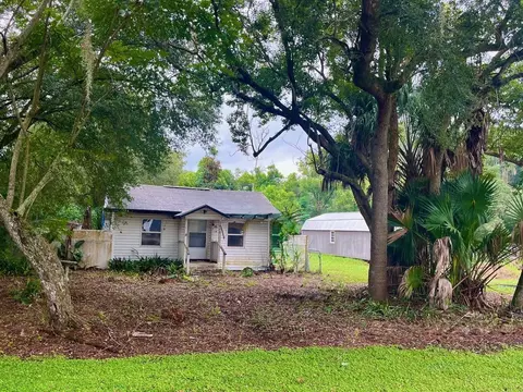 613 W Date St, Lake Wales, FL 33859
