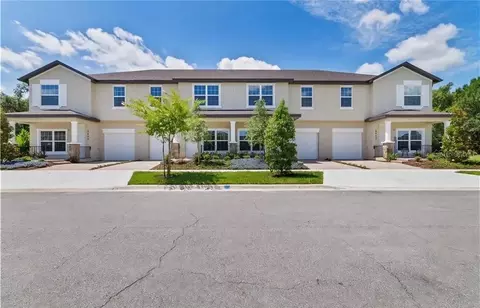 4404 Summer Flowers Pl, Kissimmee, FL 34746