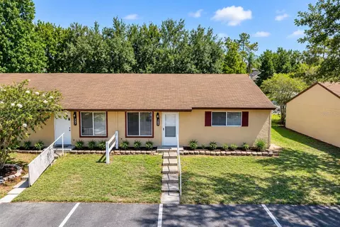 343 E Rosewood Ln #343, Tavares, FL 32778