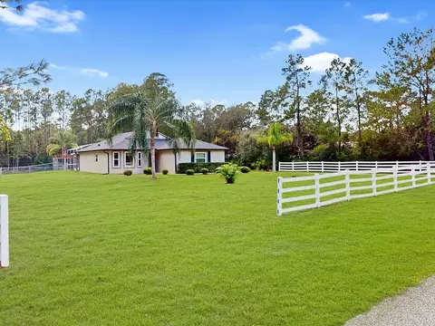 Exterior - 30526 Hawthorn Ave, Eustis, FL 32736 photo 15 of 17