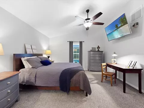 Bedroom - 30526 Hawthorn Ave, Eustis, FL 32736 photo 3 of 9