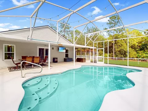 Exterior - 30526 Hawthorn Ave, Eustis, FL 32736 photo 2 of 17