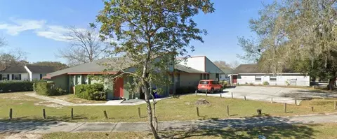 1887 Crystal Grove Dr, Lakeland, FL 33801