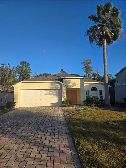 4700 Cumbrian Lakes Dr, Kissimmee, FL 34746
