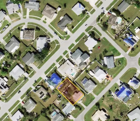 2437 Ivanhoe St, Port Charlotte, FL 33952