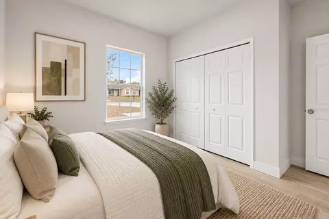 Bedroom - 2827 SW 161st Loop, Ocala, FL 34473 photo 8 of 10