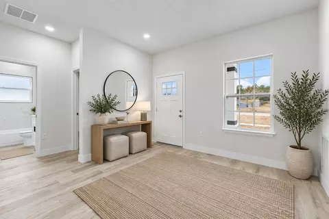 Entry Way - 2827 SW 161st Loop, Ocala, FL 34473 photo 2 of 8