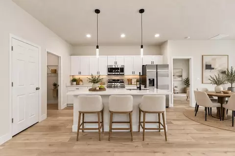 Kitchen - 2827 SW 161st Loop, Ocala, FL 34473 photo 2 of 4