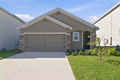 3527 Maple Grove Way, Plant City, FL 33565