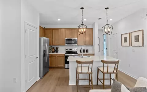 Kitchen - 14078 Ward Rd, Orlando, FL 32824 photo 4 of 4