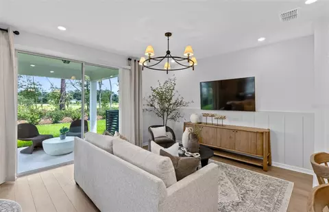 Living - 14078 Ward Rd, Orlando, FL 32824 photo 2 of 3