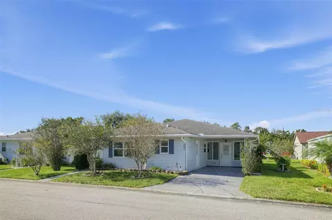 4851 Colonnades Club Blvd, Lakeland, FL 33811