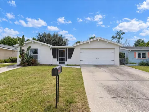 8402 Moulton Dr, Port Richey, FL 34668