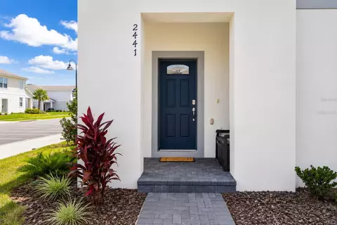 2441 Dubai St, Kissimmee, FL 34747