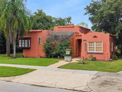 536 Valencia St, Sanford, FL 32771