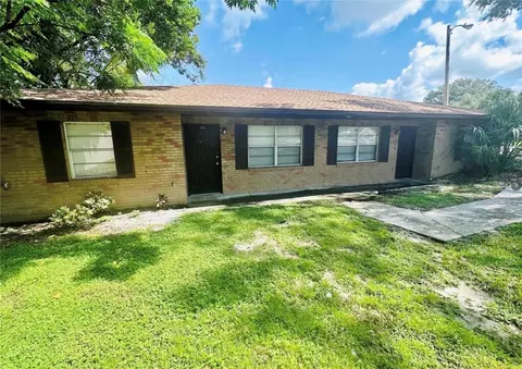 101 Lake Hunter Dr #15 & 16, Lakeland, FL 33803
