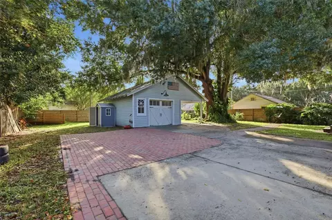 Exterior - 337 New York Ave, Saint Cloud, FL 34769 photo 7 of 12