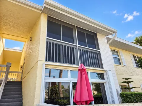 975 Sonesta Ave NE #201, Palm Bay, FL 32905
