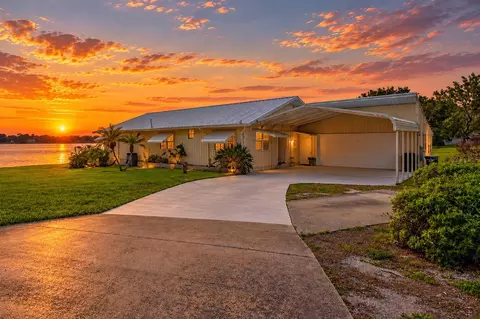 585 Sellars Dr, Lake Alfred, FL 33850