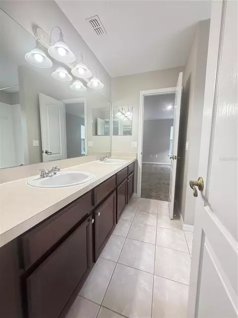 Bath - 3410 Starbird Dr, Ocoee, FL 34761 photo 9 of 9