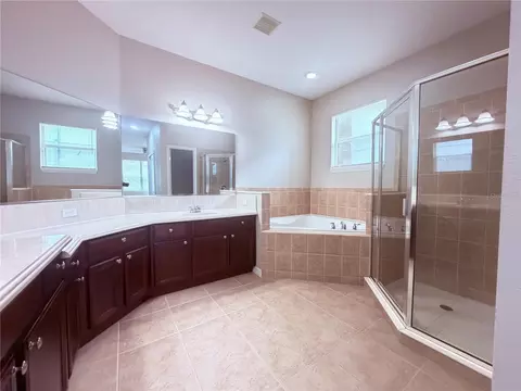 Bath - 3410 Starbird Dr, Ocoee, FL 34761 photo 2 of 9