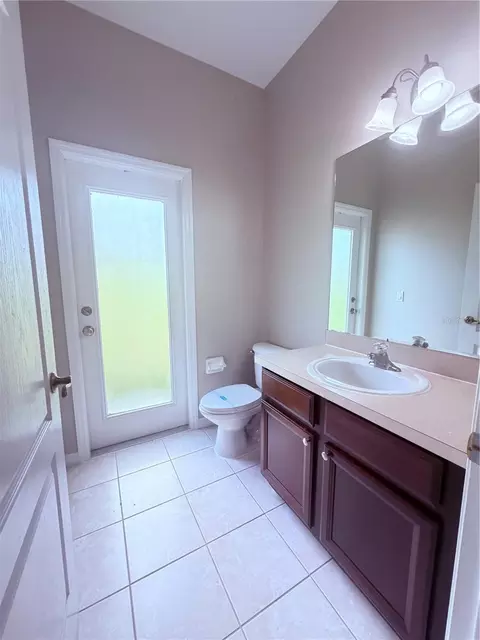 Bath - 3410 Starbird Dr, Ocoee, FL 34761 photo 1 of 9