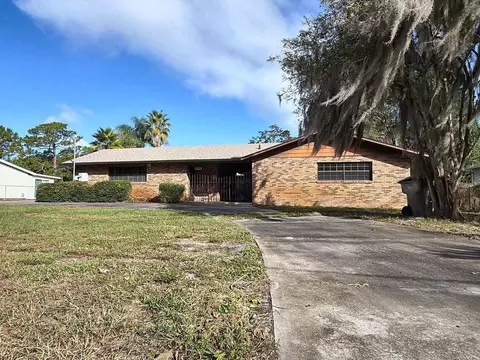 11241 Pine Ridge Rd, Leesburg, FL 34788
