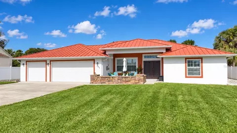 121 Harrison Rd, Daytona Beach, FL 32118