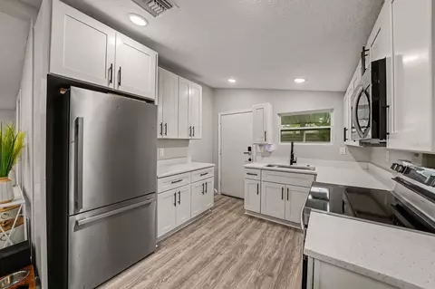 Kitchen - 1611 Salmon St, Saint Cloud, FL 34771 photo 2 of 4