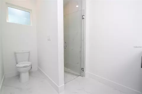 Bath - 42024 Chinaberry St, Eustis, FL 32736 photo 3 of 6