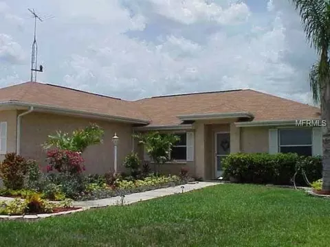 8425 9th St, Okeechobee, FL 34974 photo 1