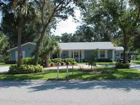1336 18th Ter, Okeechobee, FL 34974 photo 1