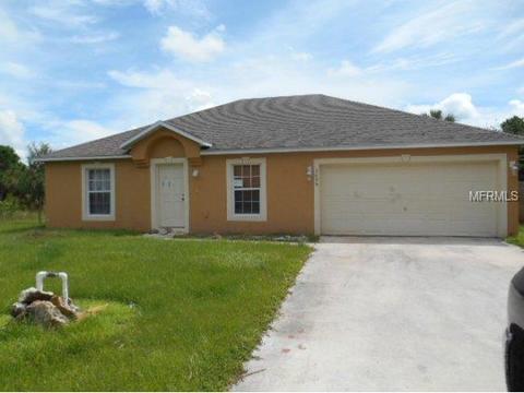 3454 NW 40th Dr, Okeechobee, FL 34972 photo 1