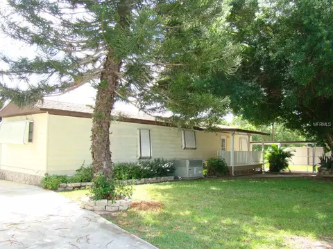 2930 SE 38th Ave, Okeechobee, FL 34974 photo 1