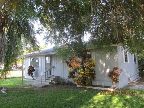 2810 SE 38th Ave, Okeechobee, FL 34974 photo 1