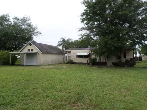 1258 Palm Ct, Okeechobee, FL 34974 photo 1