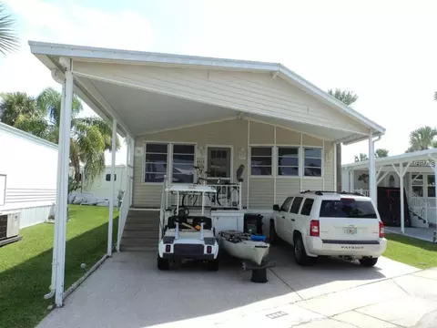 6624 SE 54th Ln, Okeechobee, FL 34974 photo 1