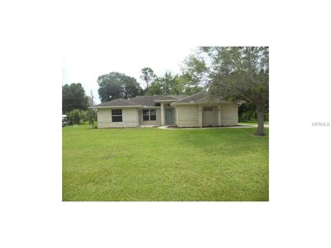 2726 NE 6th Ct, Okeechobee, FL 34972 photo 1