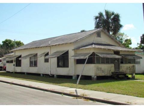 210 SE 3rd St, Okeechobee, FL 34974 photo 1