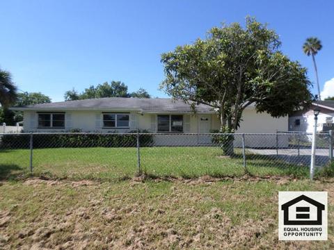 2518 SE 38th Trl, Okeechobee, FL 34974 photo 1